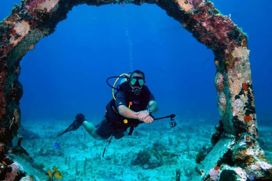 Underwater Museum Musa : SCUBA DIVING FOR BEGINNERS - Key points to know before booking