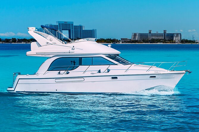 Yacht Meridian 40FT Best Private Rental in Cancun - Marina arrival, pickup, and extra costs